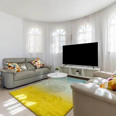 Villa Spacieuse Pour Familles Avec Piscine Privee A - Pt-1-6 *