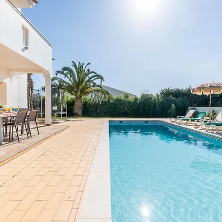 Spacieuse Pour Familles Avec Piscine Privee A - Pt-1-6